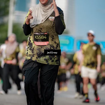 Runner Photo 6833015