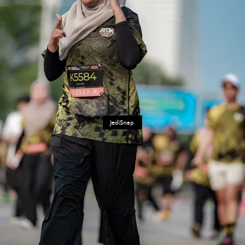 Runner Photo 6833017