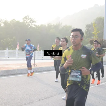 Runner Photo 6833018