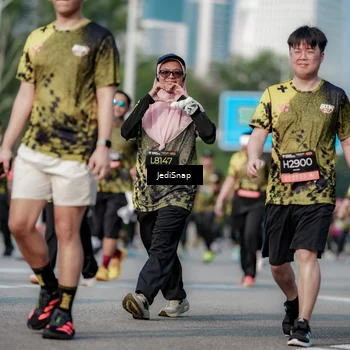 Runner Photo 6833032