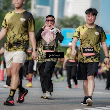 Runner Photo 6833033