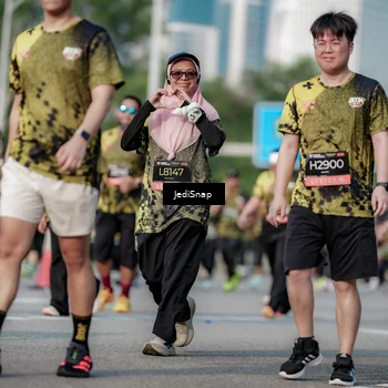 Runner Photo 6833034
