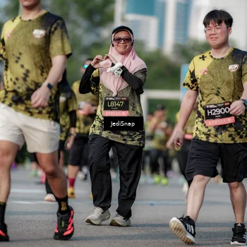 Runner Photo 6833038