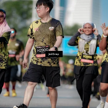 Runner Photo 6833042