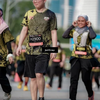 Runner Photo 6833043