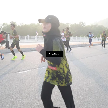 Runner Photo 6833044