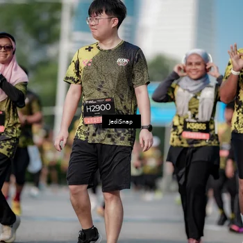 Runner Photo 6833047