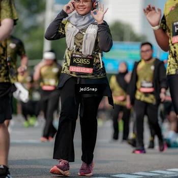 Runner Photo 6833048