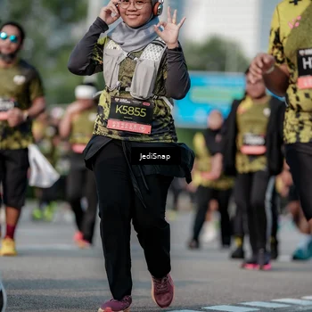 Runner Photo 6833052