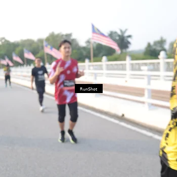 Runner Photo 6833055