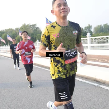 Runner Photo 6833059