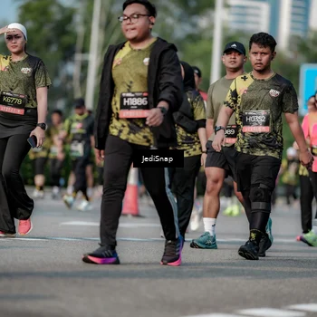 Runner Photo 6833061