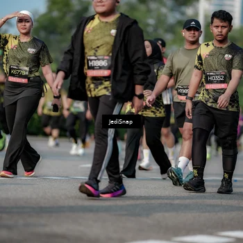 Runner Photo 6833065