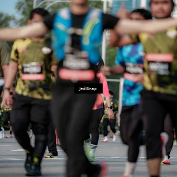 Runner Photo 6833075