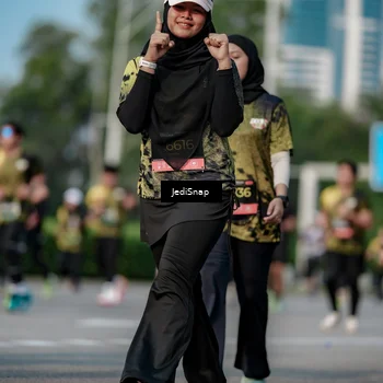 Runner Photo 6833094