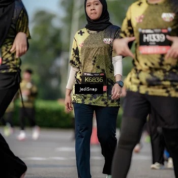 Runner Photo 6833098