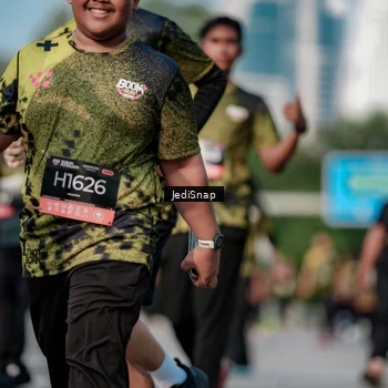 Runner Photo 6833113