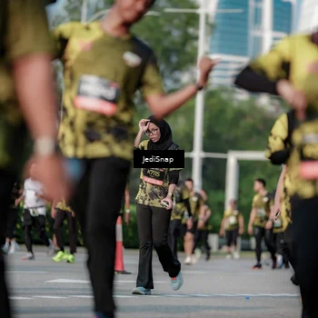 Runner Photo 6833114