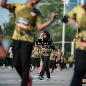 Runner Photo 6833122