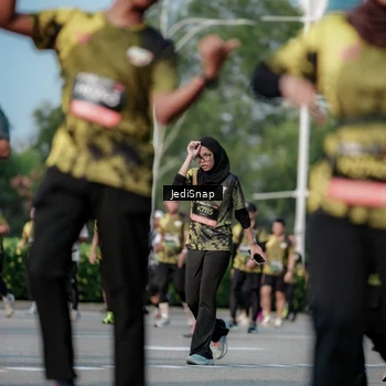 Runner Photo 6833124