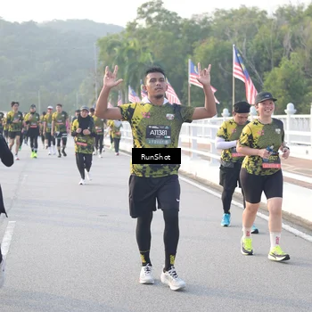 Runner Photo 6833150