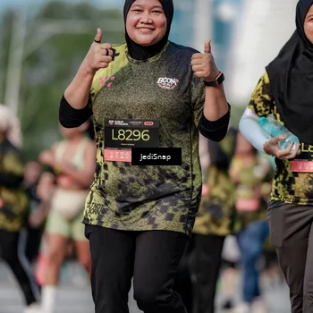 Runner Photo 6833157