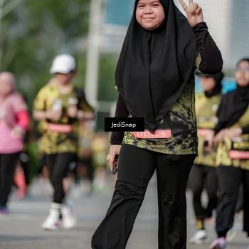 Runner Photo 6833180