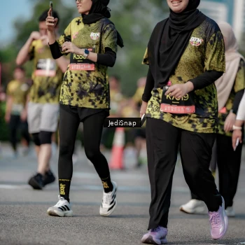 Runner Photo 6833186