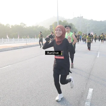 Runner Photo 6833190