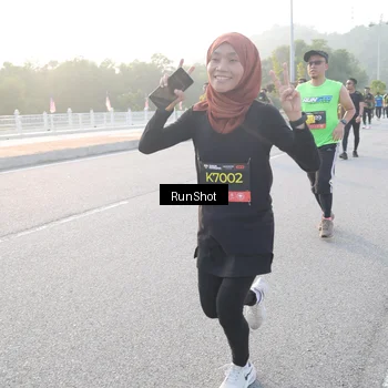 Runner Photo 6833203