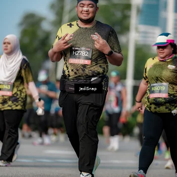 Runner Photo 6833225