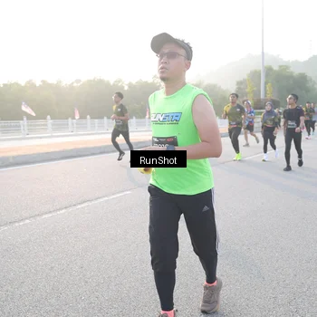 Runner Photo 6833234