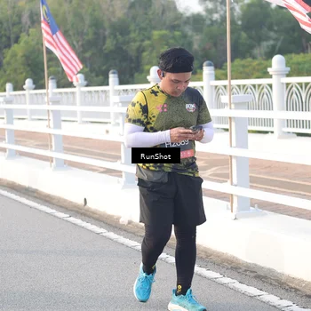 Runner Photo 6833265