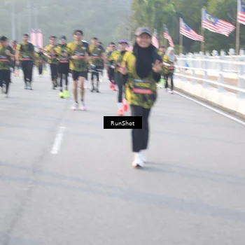 Runner Photo 6833267