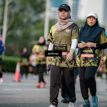 Runner Photo 6833271