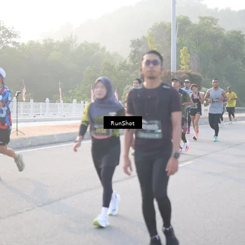 Runner Photo 6833278