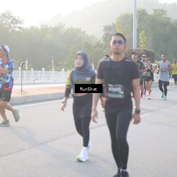 Runner Photo 6833281