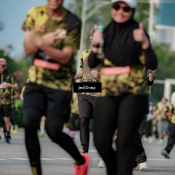 Runner Photo 6833283