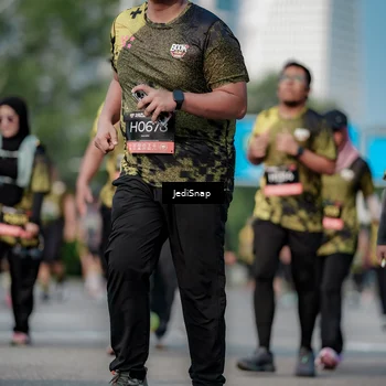 Runner Photo 6833291