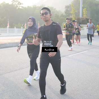 Runner Photo 6833292