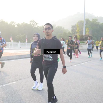 Runner Photo 6833295