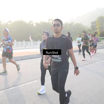 Runner Photo 6833302