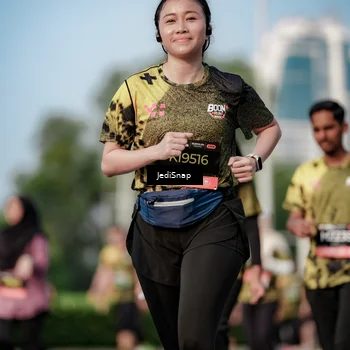 Runner Photo 6833303