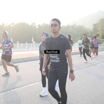 Runner Photo 6833304