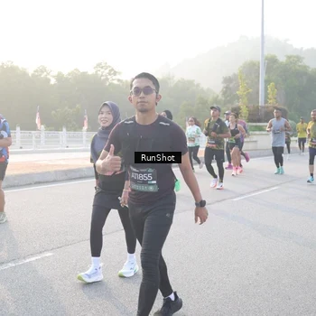 Runner Photo 6833305