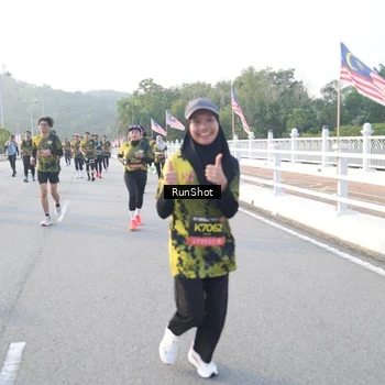 Runner Photo 6833316