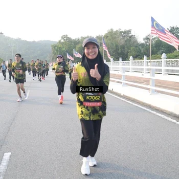 Runner Photo 6833322