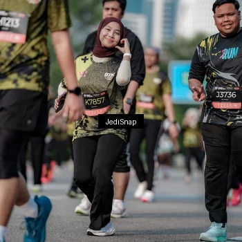 Runner Photo 6833329