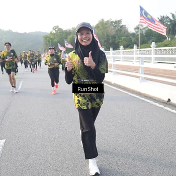 Runner Photo 6833332