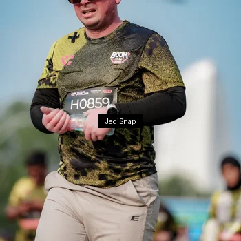 Runner Photo 6833354
